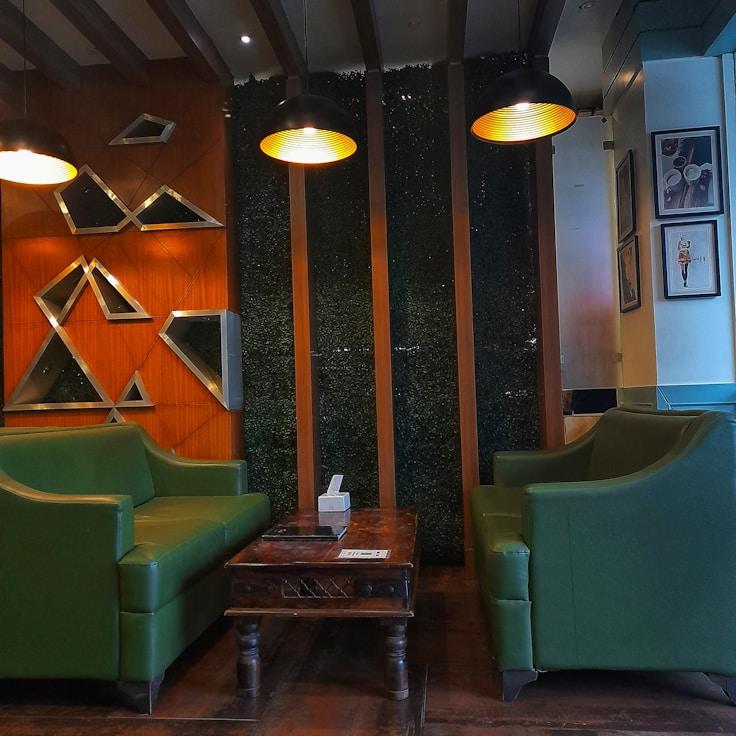 Casual eatery with booth seating